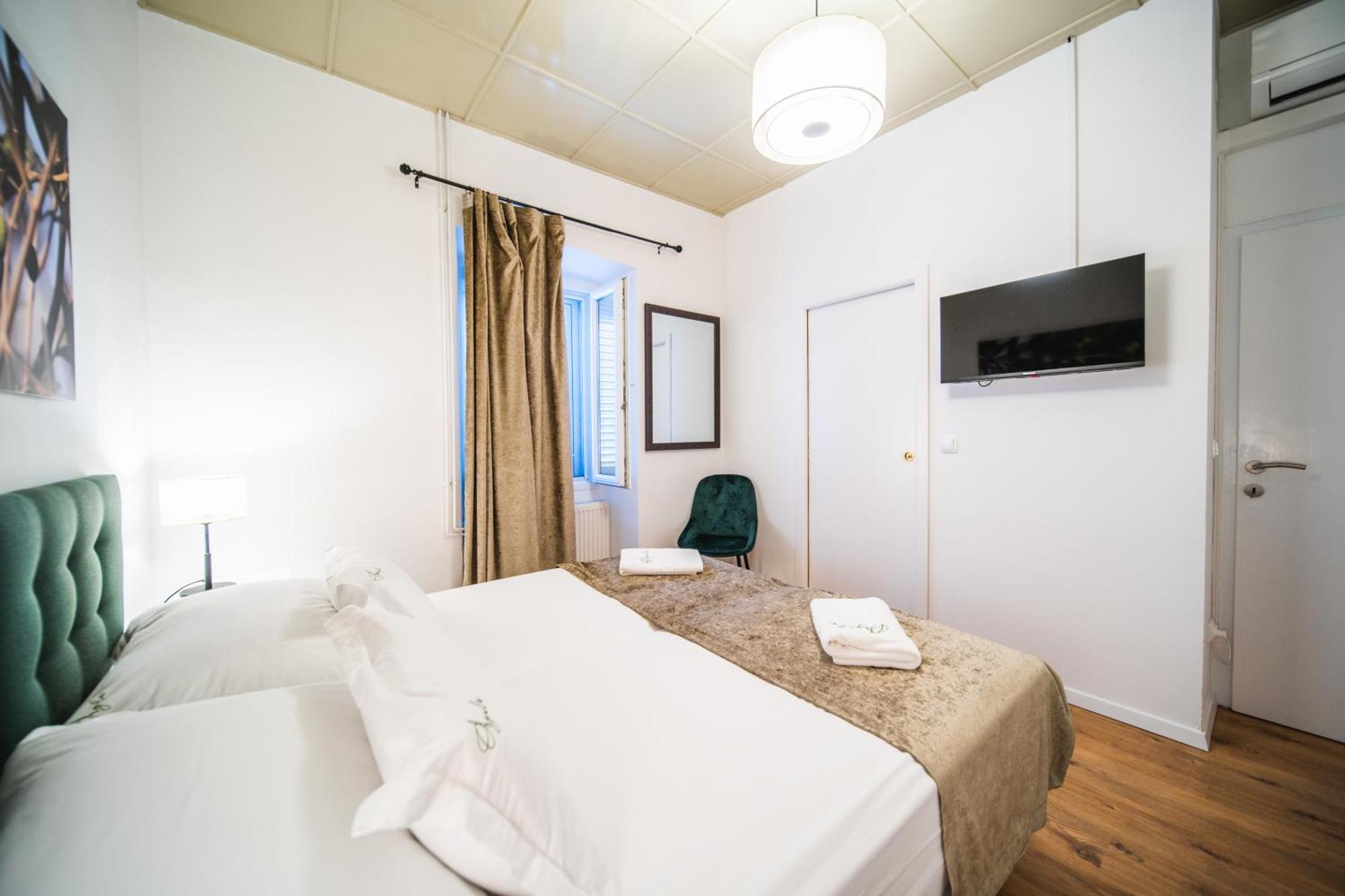 Orgula Hotel Lumbarda Eksteriør billede